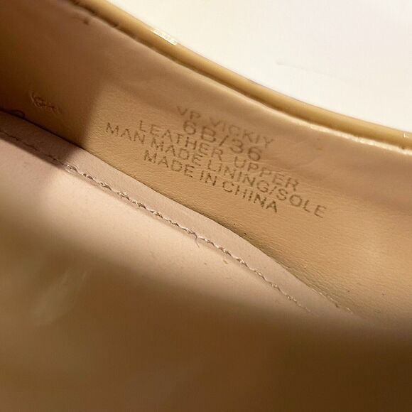 Vince Camuto Vickiy Beige Patent Leather Pumps Heels - Women's Size 6B - Picture 9 of 10